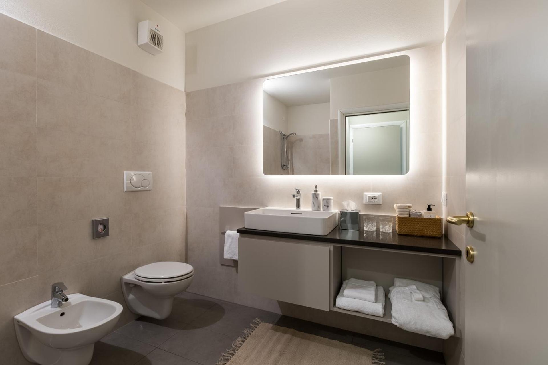 June Stay Lake Garda Brenzone sul Garda Exterior foto