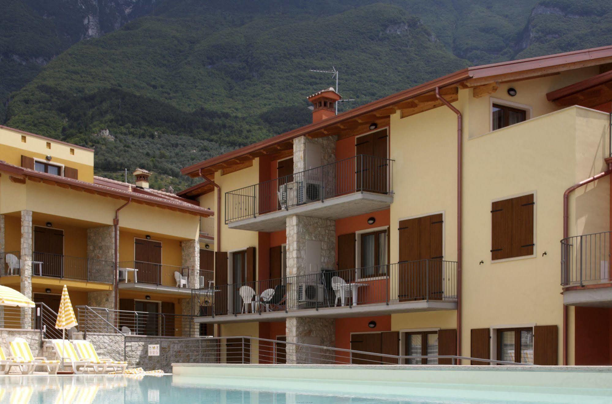 June Stay Lake Garda Brenzone sul Garda Exterior foto