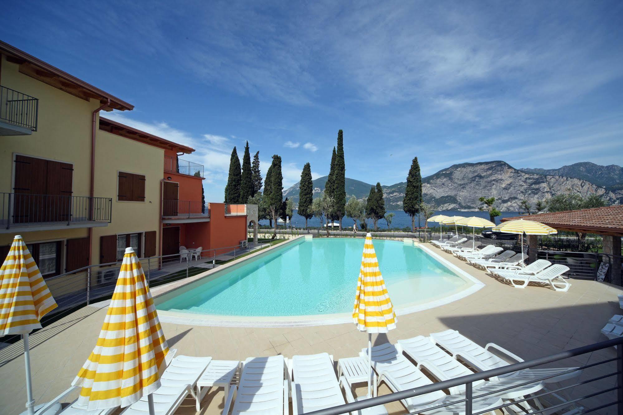June Stay Lake Garda Brenzone sul Garda Exterior foto